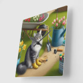 猫が庭に座る/庭園愛好家 スクエア壁時計 (傾斜)