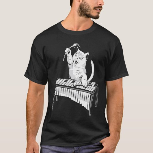 猫が打楽器の木琴を演奏 Tシャツ (正面)