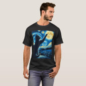 猫が月に手を伸ばす 星空の夜 面白い 子猫 メンズ Tシャツ (正面フル)