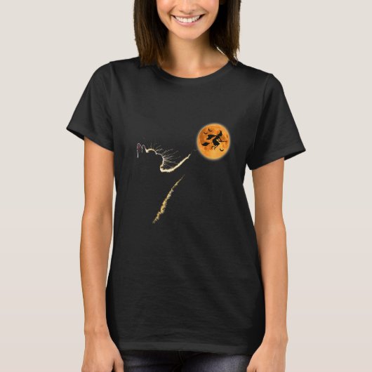 猫が月をキャッチする魔法使い ネコのハロウィンコスチューム Tシャツ (正面)