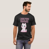 猫が来るまでボス 猫の名言 キティのフレーズ Tシャツ (正面フル)