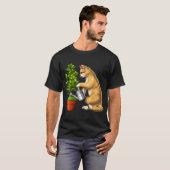 猫が植物に水やり Tシャツ (正面フル)