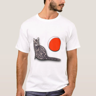 猫が満月に出会う Tシャツ