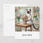 猫が魅力的美しい花を丁寧に配る シーズンポストカード (正面/裏面)