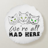 猫たち – みんな不機嫌 ラウンドクッション (裏面)