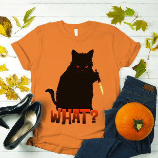 猫って何?ナイフのハロウィーンを持つ殺意のある黒猫 Tシャツ
