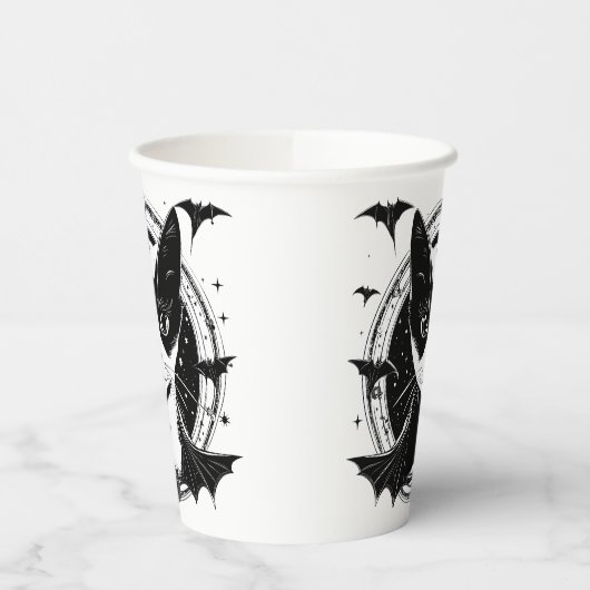 猫とこうもりI 紙コップ (左)