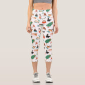 猫とよくはしゃぐクリスマスツリーのパターン カプリレギンス (正面)