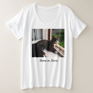 猫とイラストとハートの前後デザイン ルームウェア プラスサイズTシャツ