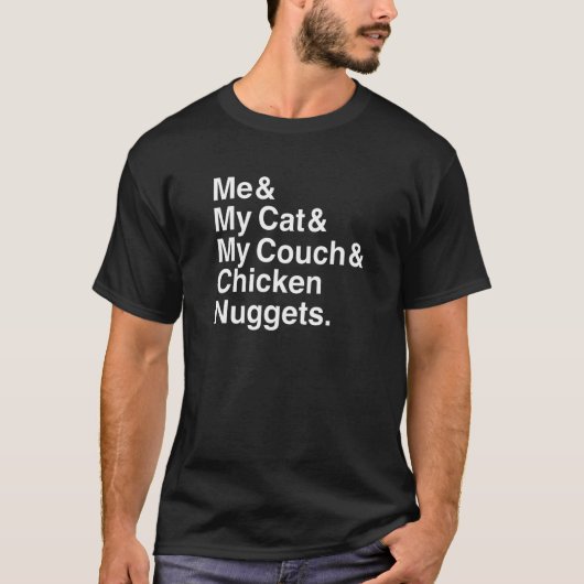 猫とチキンナゲット 引っ込み思案のビンジウォッチング Tシャツ (正面)
