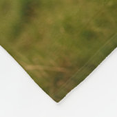 猫とヒツジ – フェリーニの田舎乗り フリースブランケット (角)