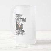 猫とビールに気が散る フロストグラスビールジョッキ (正面左)