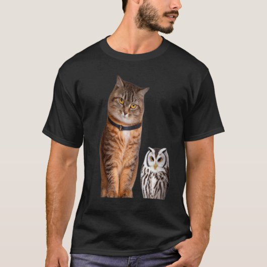猫とフクロウ 5 Tシャツ (正面)