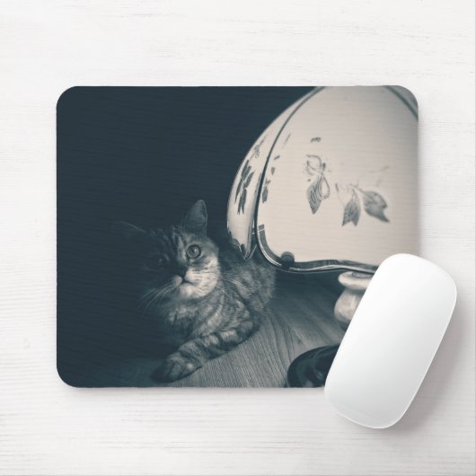 猫とランプのノワールスタイル写真 マウスパッド (マウス)