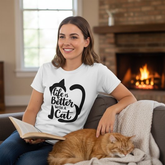 猫と一緒が最高な女性用 Tシャツ