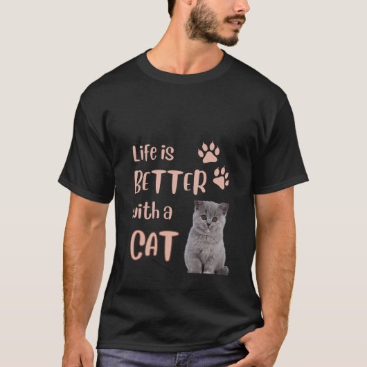 猫と一緒が最高 Tシャツ (正面)