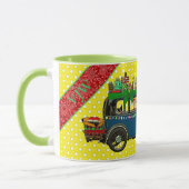 猫と一緒に楽しむサンタのドライブヴィンテージカー マグカップ (左)