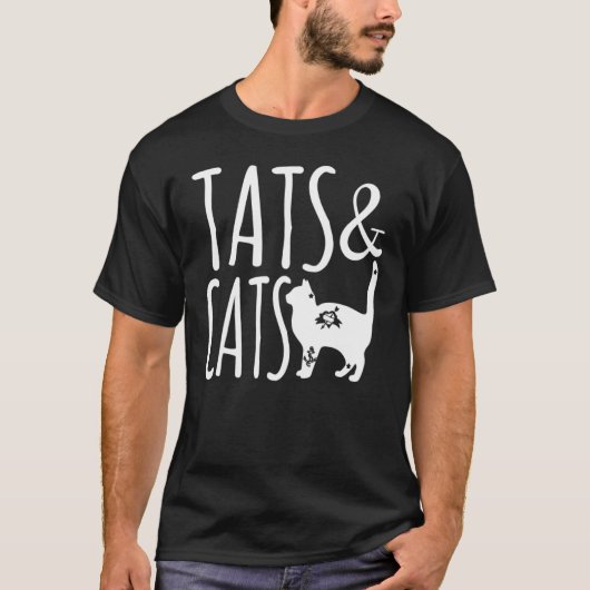 猫と入れ墨 アツと猫 Tシャツ (正面)