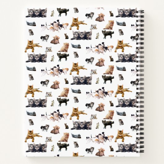 猫と子猫の名前を写真に収めたかわいい柄 ノートブック (裏面)