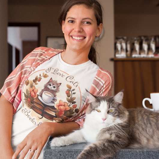 猫と本とコーヒーが大好き Tシャツ
