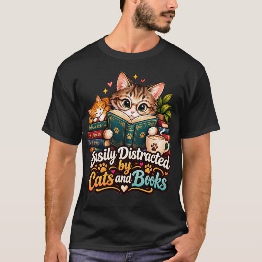 猫と本に夢中 Tシャツ (正面)