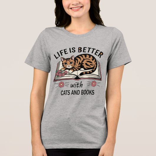 猫と本のある生活は最高 🐾📚 トライブレンドTシャツ (正面)