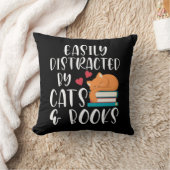 猫と本の恋人子猫中毒ブックワーム クッション (ブランケット)