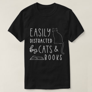 猫と本の愛好家のための面白い読書Tシャツ Tシャツ