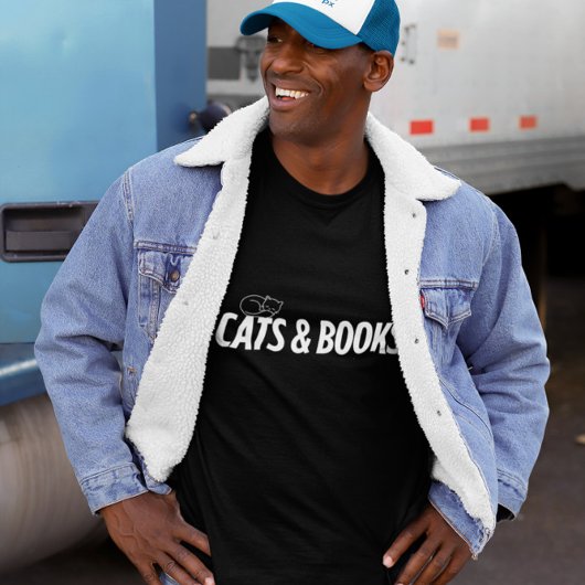 猫と本 – シンプルでおしゃれなデザイン Tシャツ