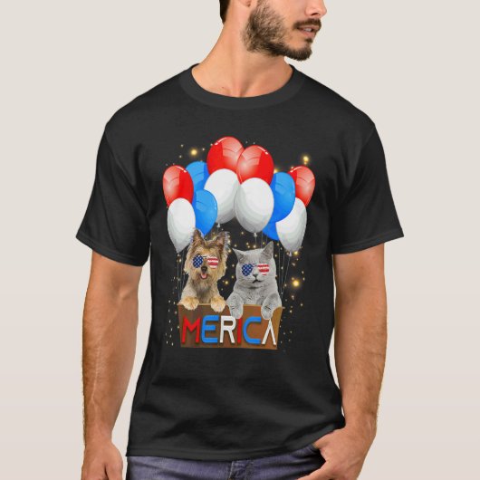 猫と犬のアメリカ ミャオメリカ 猫 犬 アメリカ Tシャツ (正面)