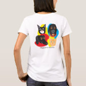 猫と犬のリージングフリース_フリスキーな友人_ハート – ポー Tシャツ (裏面)