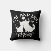 猫と犬の母の女の子愛犬の猫の母のママ クッション (正面)