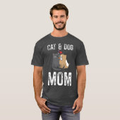 猫と犬ママ猫ママ犬ママ犬ママ犬ママプレゼント Tシャツ (正面フル)