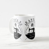 猫と裁縫に夢中になりがち コーヒーマグカップ (正面左)