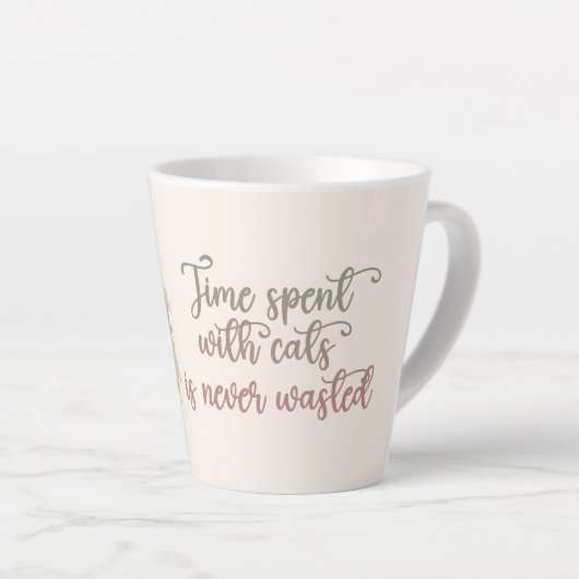 猫と過ごす時間のかわいい猫の水彩画デザイン カフェラテマグ (右アングル)