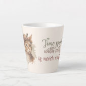 猫と過ごす時間のかわいい猫の水彩画デザイン カフェラテマグ (正面)