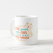 猫と過ごす時間は無駄ではない コーヒーマグカップ (正面左)
