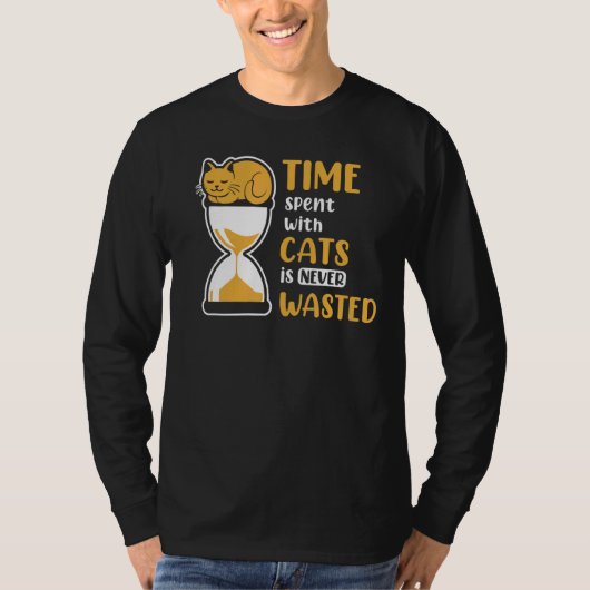猫と過ごす時間は無駄ではない Tシャツ (正面)