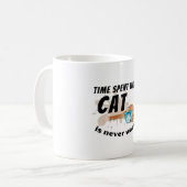 猫と過ごす時間は、決して無駄ではない – コーヒーマグカップ (正面左)