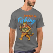 猫と釣りが好きな人のためのTシャツ 私の猫と釣りにハマってます Tシャツ (正面)