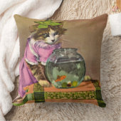 猫と魚の身を包む クッション (ブランケット)