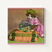 猫と魚の身を包む ノートブック (裏面)