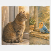 猫と鳥の窓辺の仲間たち フリースブランケット (正面(横))