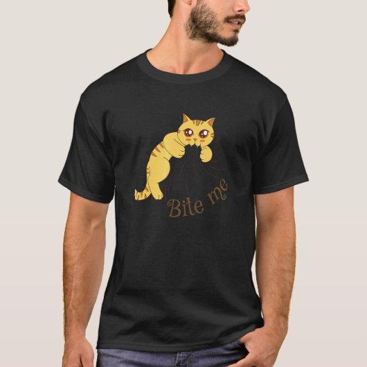 猫に噛まれた Tシャツ (正面)