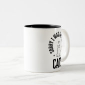 猫に気を取られてすみません のボタン ツートーンマグカップ (正面右)