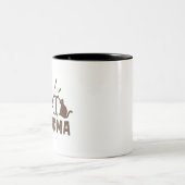 猫のおばあちゃん ツートーンマグカップ (中央)