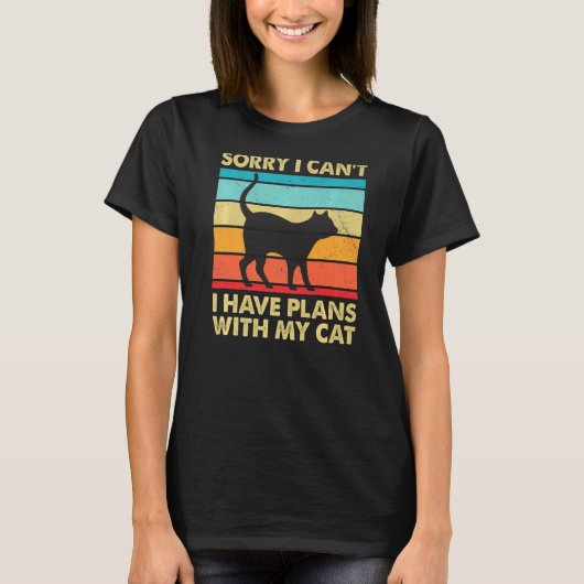 猫のおばさんとの予定が入ってごめんなさい Tシャツ (正面)