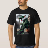 猫のかご Tシャツ (正面)