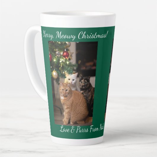 猫のクリスマスツリー、画像と名前のテキスト、カスタマイズ可能 カフェラテマグ (左アングル)