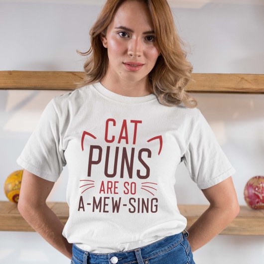 猫のパンチが鳴る Tシャツ